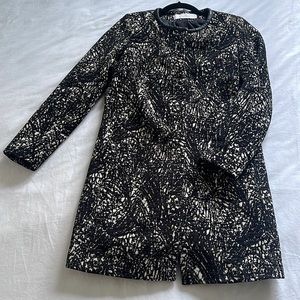 Tahari black and white coat